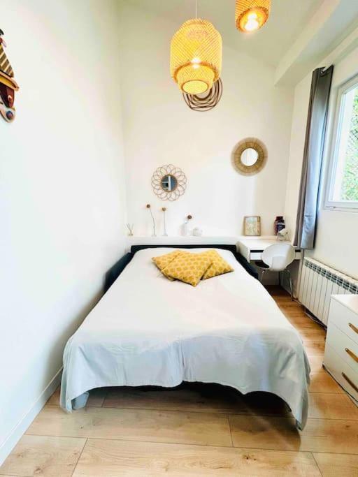 Jolie Mini Maison Lovely Tiny House Vitry-sur-Seine Ngoại thất bức ảnh